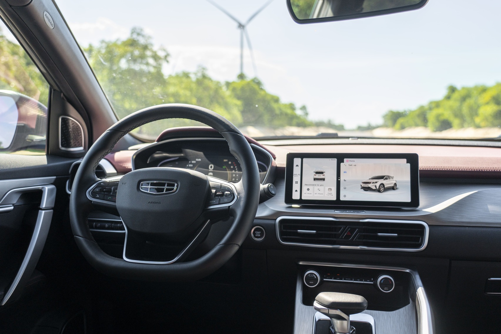 Noi that Geely Coolray 4