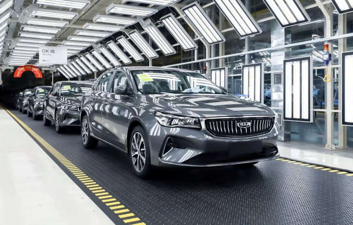 Trong 9 tháng đầu năm 2025, Trung Quốc sản xuất và bán xe đã vượt 24 triệu chiếc